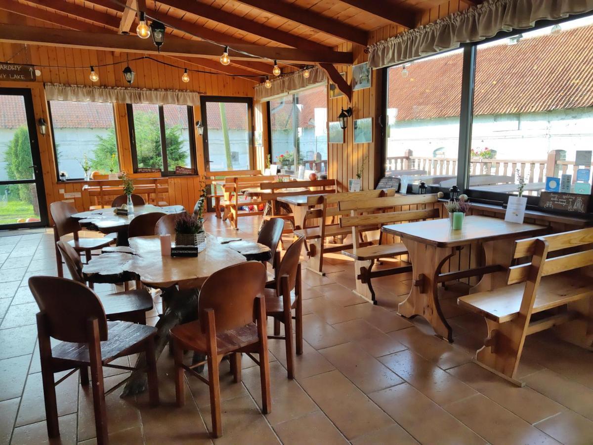 Folwark Luknajno Nad Jeziorem Sniardwy Gospoda Dziedzictwo Kulinarne Warmia-Mazury Mikolajki  Exterior photo